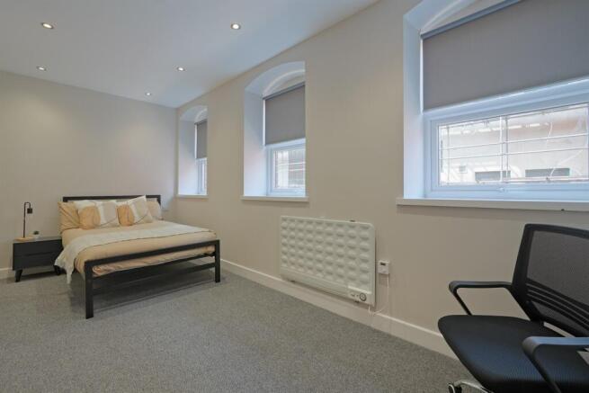 1 bed Apartment to rent Image 6