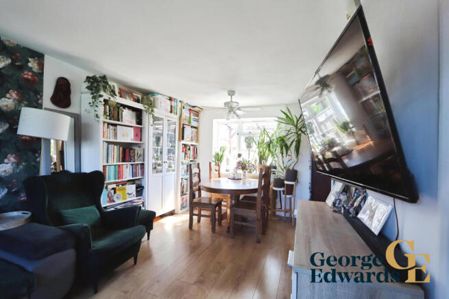 Living room/Dining room