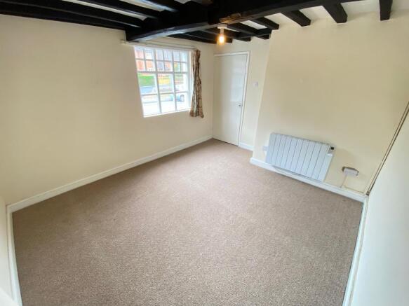 Bedroom Aspect 2