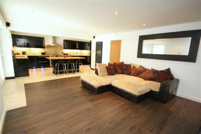Luxury Kitchen/Loung