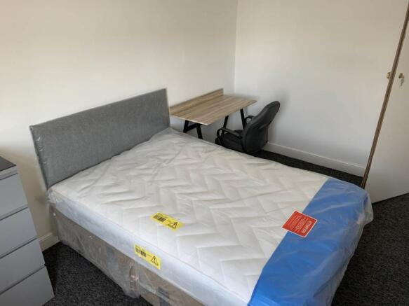 First Floor Rear Bed