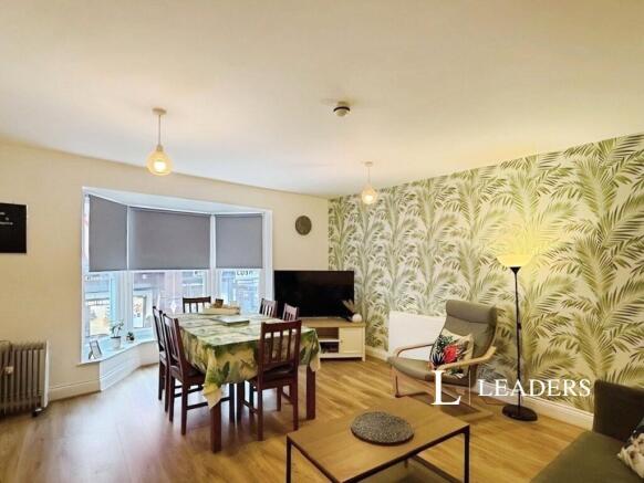 Living Area 2nd Pict