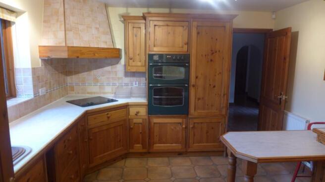 School Lane 10 Kitchen 006