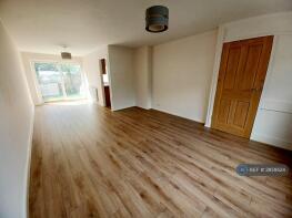1, Dean Court, Gledhow, Leeds LS8 4AJ