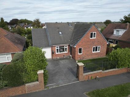 Roger Drive, Wakefield