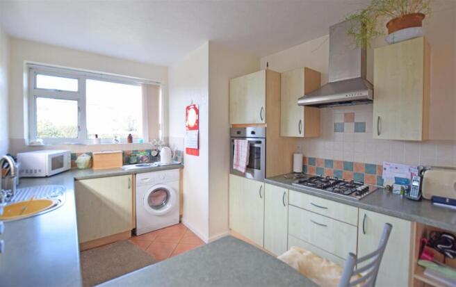 Kitchen V3.JPG