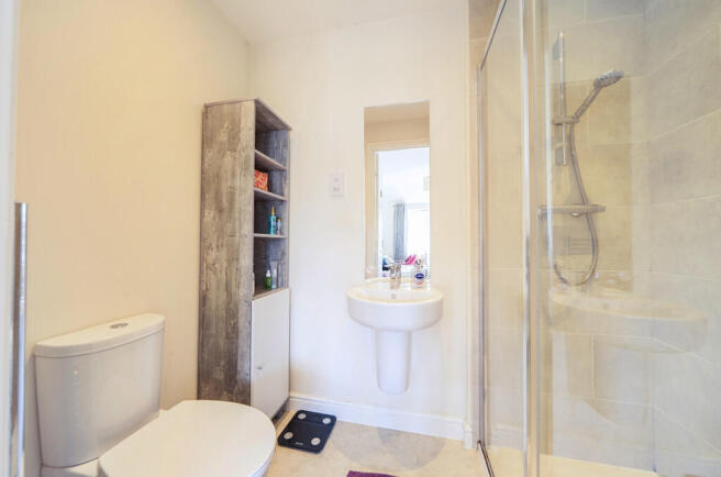3 bed Semi-Detached for sale Image 10