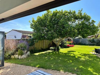 Chichester Avenue, Hayling Island, Hampshire, PO11