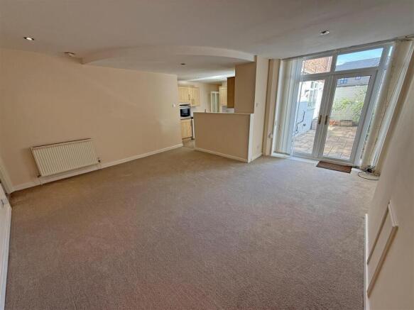 New Living room a2.jpg