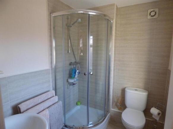 En suite Shower Room