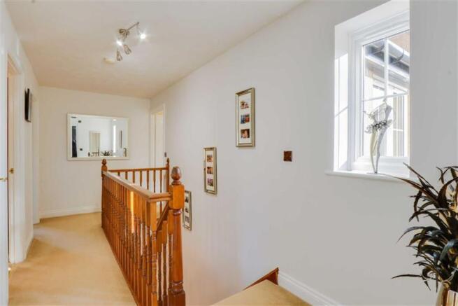 FIRST FLOOR LANDING