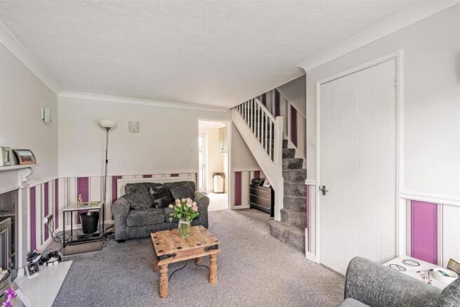 35 Austcliff Close-10_lo.jpg