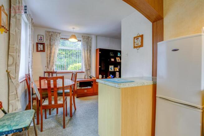 3 bed Semi-Detached for sale Image 7