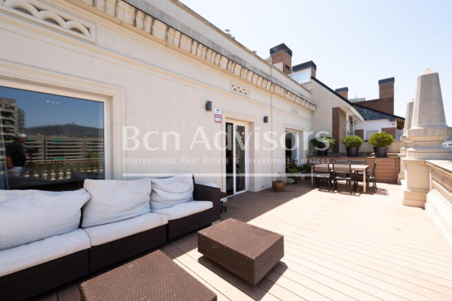 Esplendido-atico-duplex-con-grandes-terrazas-y-...