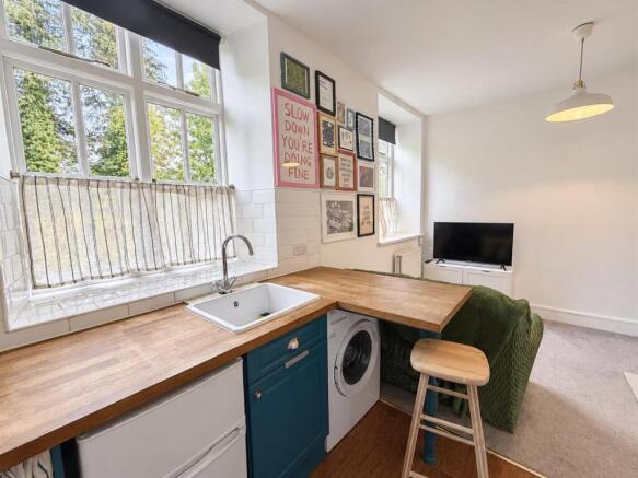 KITCHEN (2).jpeg