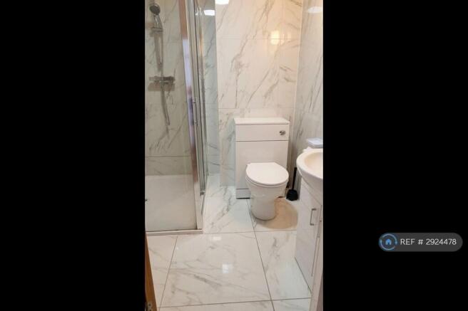 1 bed Flat to rent Image 5