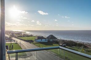 23, Westcliff Court, Cliff Parade, Hunstanton PE36 6HJ