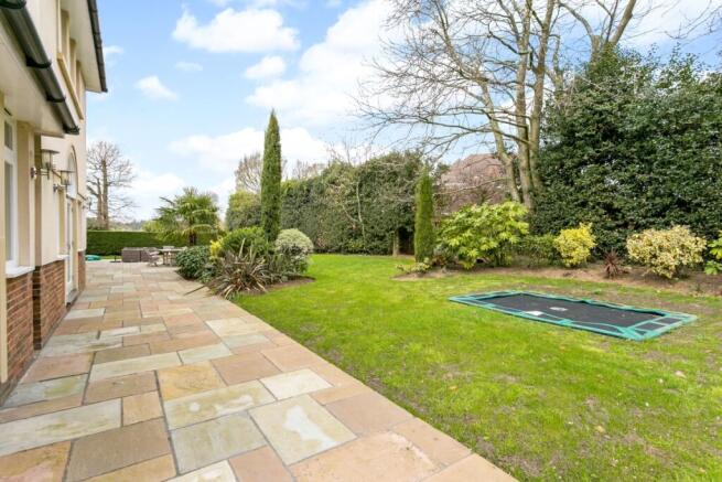 Patio & Garden