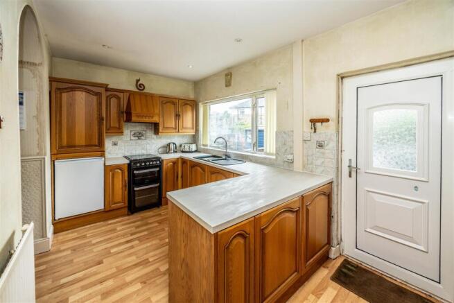3 bed Terraced for sale Image 12