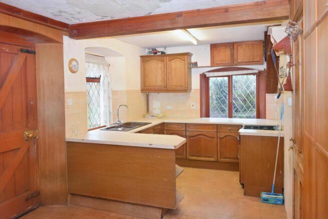 1 East Lodge Cottage, Green Lane, Heythrop, Chipping Norton, OX7 5TU