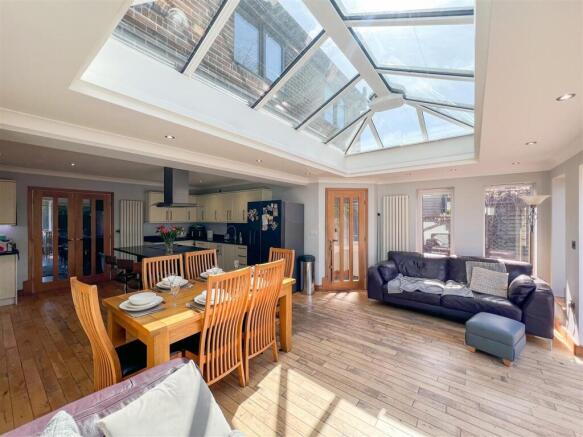 Kitchen / Dining /Living