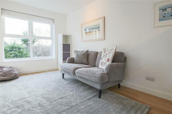 Living/Bedroom Area