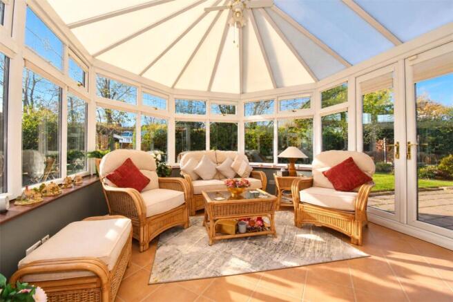 Norman Close, Great Sutton, Ellesmere Port photo 4