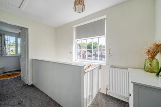 3 bed Semi-Detached for sale Image 11