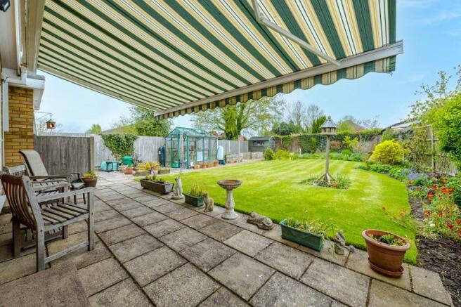 Rear garden pa...
