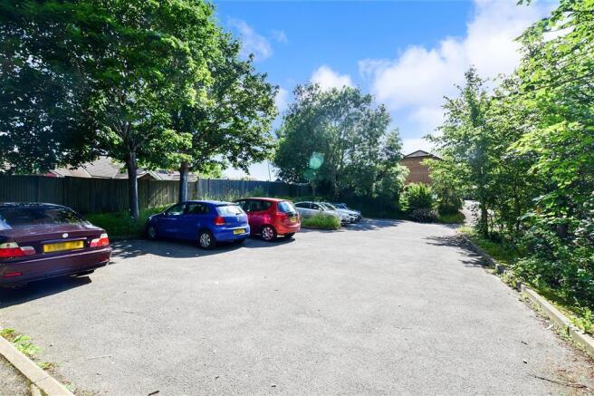 Driveway/Parking
