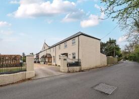 221b, Hayes Lane, Kenley CR8 5HN
