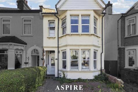 High Street, Shoeburyness, Southend-On-Sea
