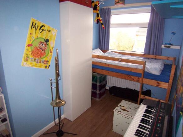 BEDROOM 3