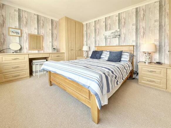 Bedroom 1 Cupboards.JPG