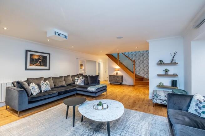 Avalon, 3 Bank Lane, Maud, Aberdeenshire, AB42 4NW photo 5