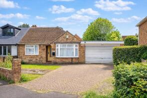23, Hollybush Avenue, Chiswell Green, St Albans AL2 3AE