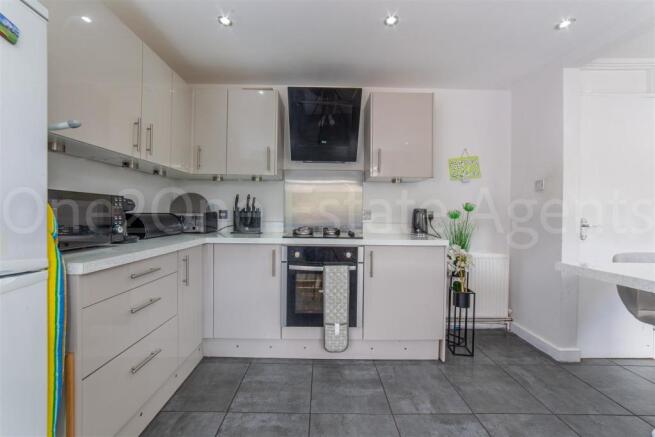 91 Bryn Milwr-17.jpg