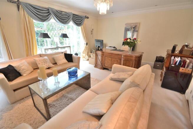 Sitting Room/Study