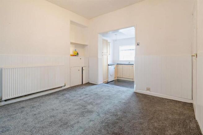 4 bed Terraced for sale Image 5