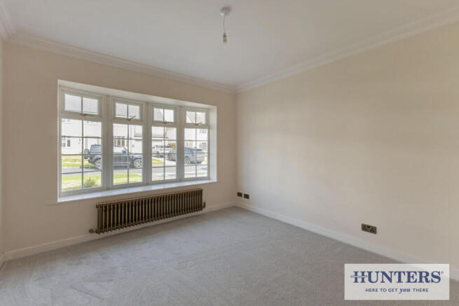 4 bed Detached for sale Image 6