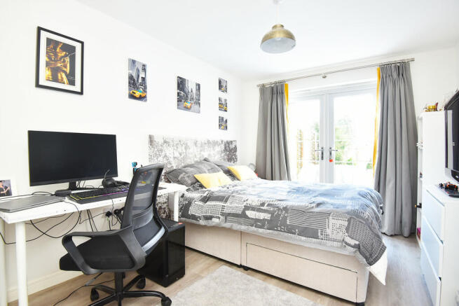 Photo 12