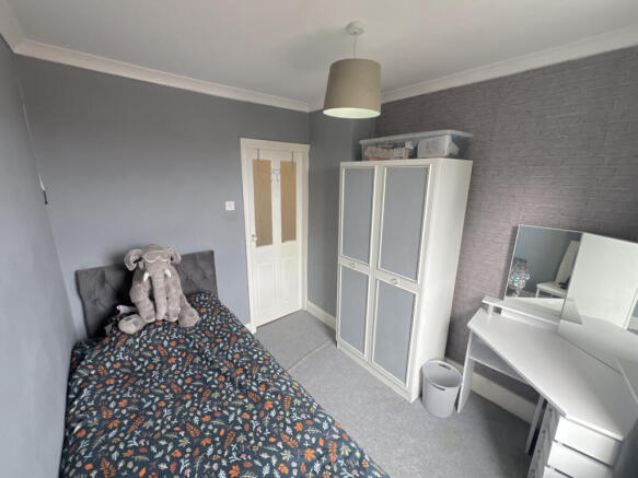 3 bed Terraced for sale Image 8