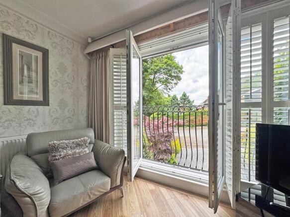 2 bed Bungalow for sale Image 5