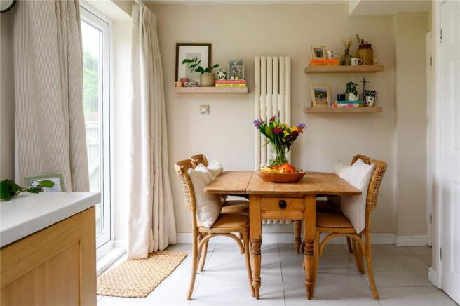 3 bed Terraced for sale Image 7