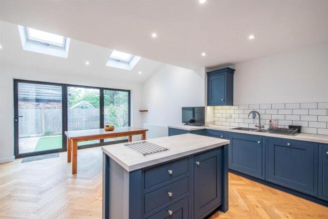 Kitchen/Dining Room