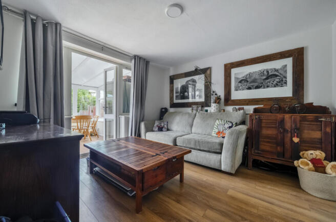 1300976-12-683da7...