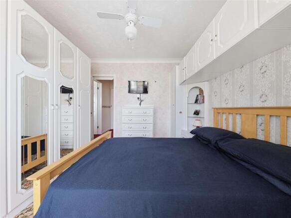 Bedroom.jpg