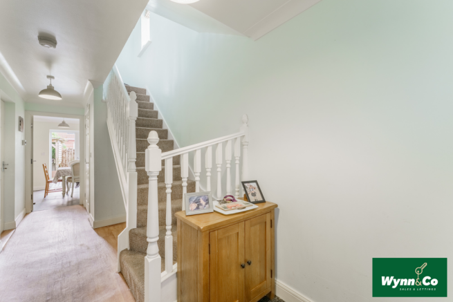 4 bed Town House for sale Image 4