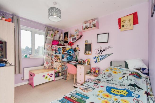 4 bed Town House for sale Image 10