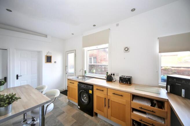 3 bed Terraced for sale Image 7